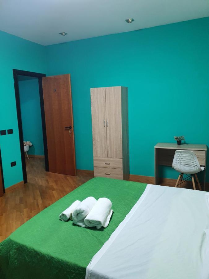 B B Desy Caserta Exterior foto