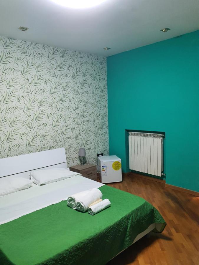 B B Desy Caserta Exterior foto